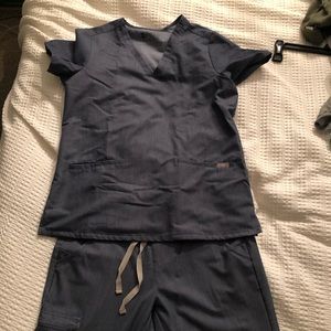 Figs Zamora joggers and Casma top.